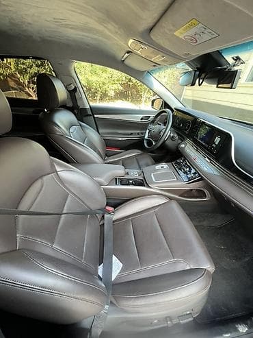 Продажа авто: Hyundai Grandeur: 2022 г., 2.4 л, Робот, Гибрид, Седан — 4