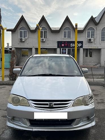 кузов степвагон: Honda Odyssey: 2000 г., 2.3 л, Автомат, Бензин, Вэн/Минивэн — 1