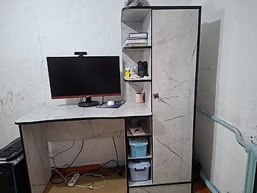 парта для компьютера: Компьютерный стол, С полками — 1