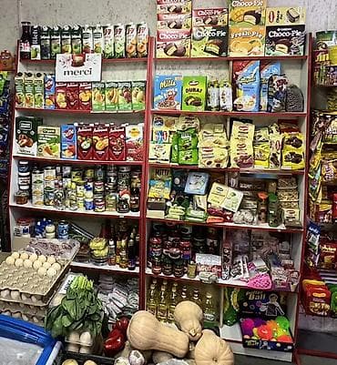 Продам торговые стеллажи комплектом — 20 000 сом Продаётся комплект at lalafo.kg Продам торговые стеллажи комплектом — 20 000 сом Продаётся комплект
