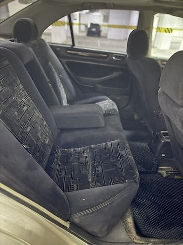 бу чехол: Honda Accord: 2000 г., 1.8 л, Механика, Бензин, Седан — 10