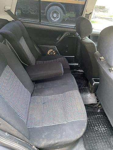 4 х4: Volkswagen Vento: 1992 г., 2 л, Ручные, Бензин, Седан — 8