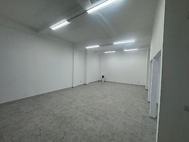 Коммерческая недвижимость: Аренда офисов, 80 м², В жилом комплексе, 1 линия, С отдельным входом, С отдельным сан узлом — 5