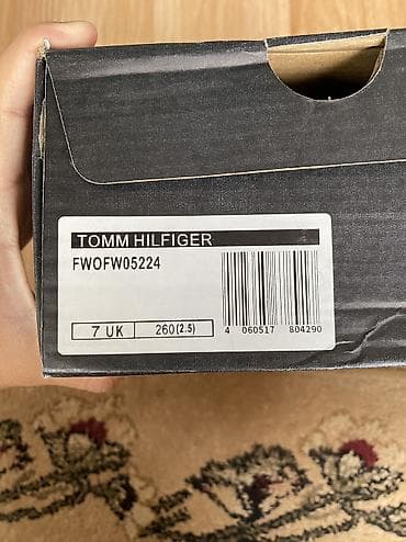 nike react: Срочно продаю мужские полуклассические Кеды Tommy Hilfiger Black ✅ — 9