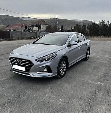 Hyundai Sonata: 2018 г., 2 л, Автомат, Газ, Седан