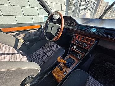 радиаторы чугунные: Mercedes-Benz W124: 1993 г., 2 л, Механика, Бензин, Седан — 7