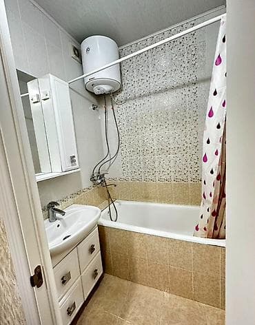 3 комнаты, 61 м², Тунгуч мкр 106 серия, 4 этаж, Евроремонт
