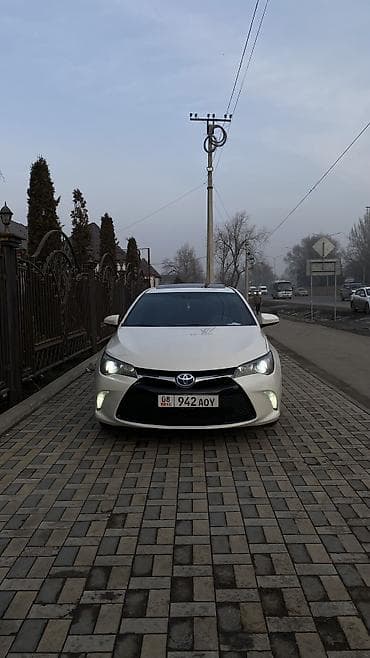 rf 2: Toyota Camry: 2016 г., 2.5 л, Гибрид, Седан — 3