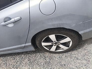 Продажа авто: Honda Civic: 2006 г., 1.3 л, Вариатор, Гибрид, Седан — 8