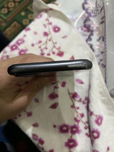 ipad 8 generation: IPhone 11, Б/у, 128 ГБ, Черный, 79 % — 2