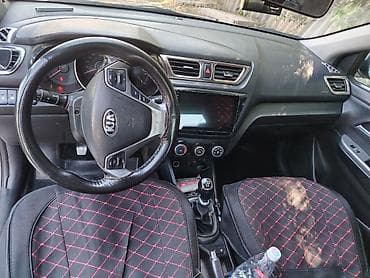 honda e: Kia Rio: 2016 г., 1.6 л, Механика, Бензин, Седан — 7