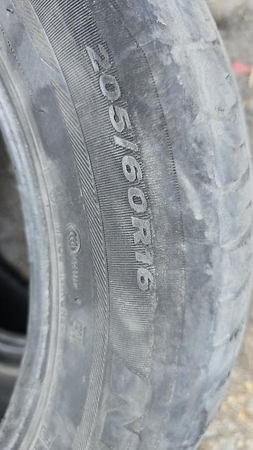 9 0016: Летние автомобильные шины 205/60 R16 1 пара 2 штук, с боку есть одна — 1