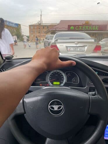 Ламинат: Daewoo Nexia: 2010 г., 1.5 л, Механика, Бензин, Седан — 6