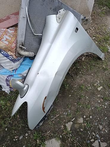 Крыло Переднее левое Lexus — 1