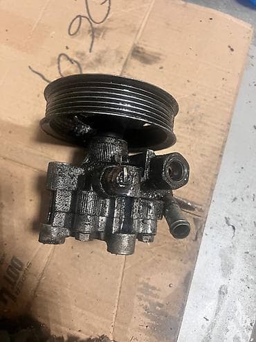 bwb e34: Гидроусилитель Toyota Б/у, Оригинал, Германия — 1