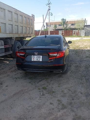 camry 55 xle: Honda Accord: 2019 г., 2 л, Автомат, Бензин, Седан — 2