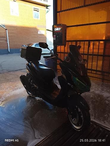 скутер 40000: Скутер/мопед DONGFANG (бензиновый) - Кузов: городской максискутер — 4