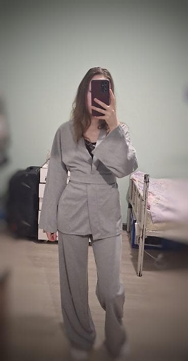 старый вещи: ОТДАМ ВЕЩИ ДАРОМ ПОЧТИ. Новые с бирками. Все вещи за 1500сом. Размер — 9