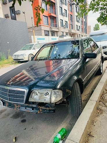 tilek: Mercedes-Benz C-Class: 1995 г., 2 л, Механика, Бензин, Седан — 4
