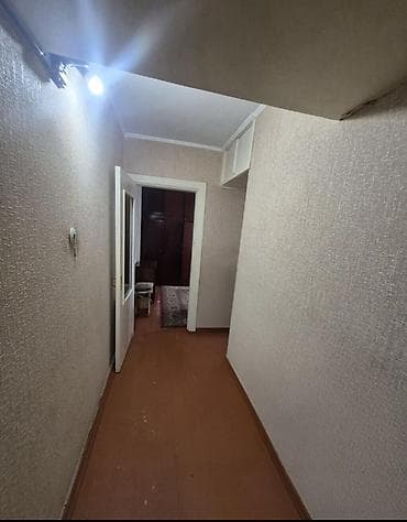 шакирова: 1 комната, 32 м², 104 серия, 4 этаж, Косметический ремонт — 1