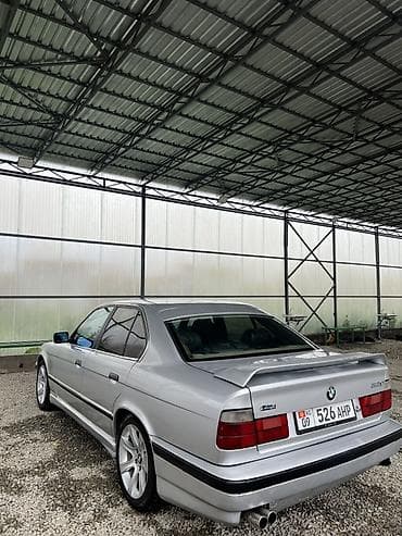 r 9: BMW 520: 1990 г., 2.5 л, Механика, Бензин, Седан — 3