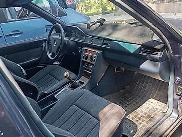 бамперы w124: Mercedes-Benz W124: 1989 г., Механика, Седан — 6