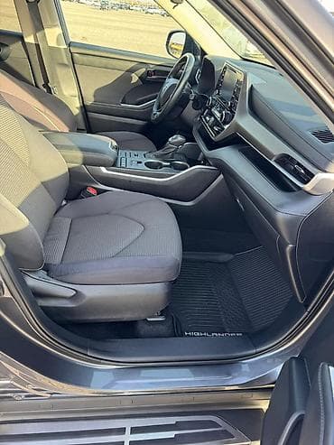 subaru forester 2005: Toyota Highlander: 2020 г., 3.5 л, Типтроник, Бензин, Кроссовер — 7