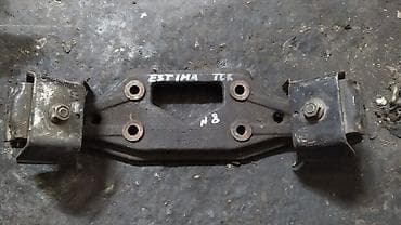 Подушка коробки передач Toyota Б/у, Оригинал