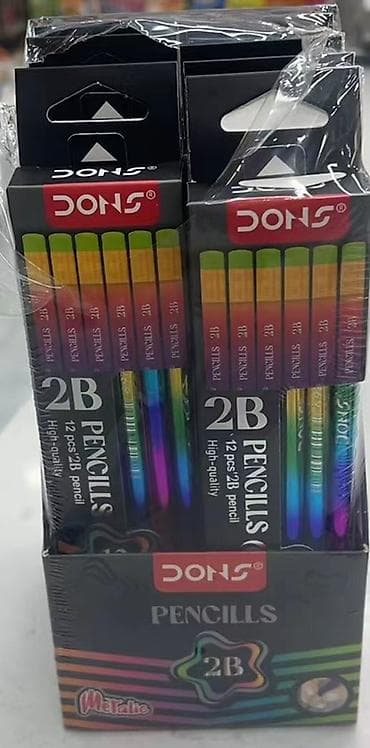 школьный: Графитовые карандаши в наборах по 12 штук. Варианты: - ACMELIAE, HB — 3