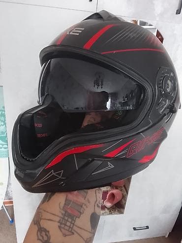 Мотошлем at lalafo.kg Мотошлем