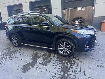 v6: Toyota Highlander: 2019 г., 3.5 л, Бензин, Внедорожник — 3