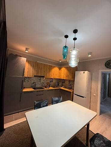 flat osh: 3 комнаты, 101 м², 8 этаж, Евроремонт — 3