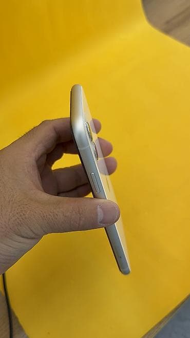 a 13: IPhone 11, Б/у, 64 ГБ, 80 % — 2