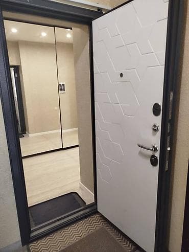 osh flat: 3 комнаты, 100 м², Элитка, 3 этаж, Евроремонт — 1