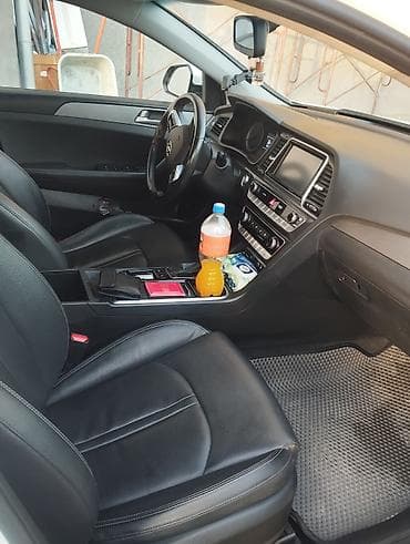 santa fe 4: Hyundai Sonata: 2018 г., 2 л, Автомат, Газ, Седан — 5