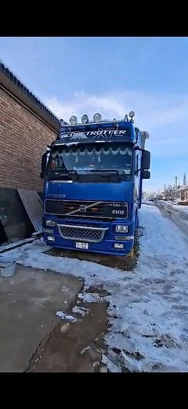 Volvo: Тягач, Volvo, 2001 г., Тентованный — 7