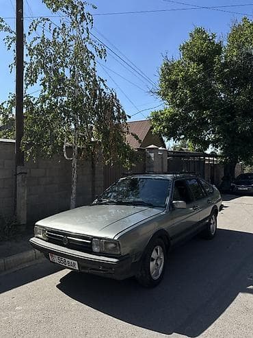passat variant: Volkswagen Passat: 1984 г., Механика, Хэтчбэк — 2