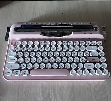 ipad 2018: Клавиатура, Размер: 100% — 1