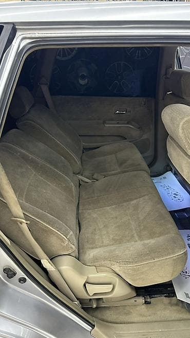 Продажа авто: Honda Orthia: 2001 г., 2.3 л, Автомат, Бензин, Универсал — 9