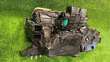 х5: Корпус печки Bmw X5 3.0D в сборе E70 M57N2 2007 (б/у)  Марка — 3