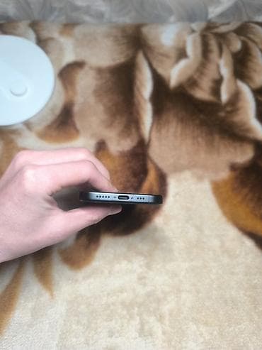 кондиционер мобильный: IPhone 15, Б/у, 128 ГБ, Black Titanium, Зарядное устройство, Чехол, Коробка, 87 % — 5