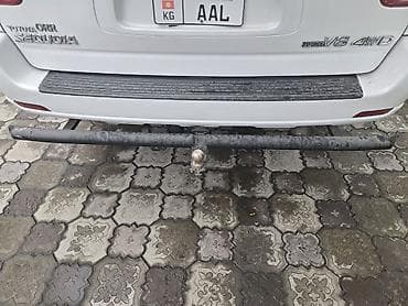 b class: Toyota Sequoia: 2005 г., Бензин, Внедорожник — 5