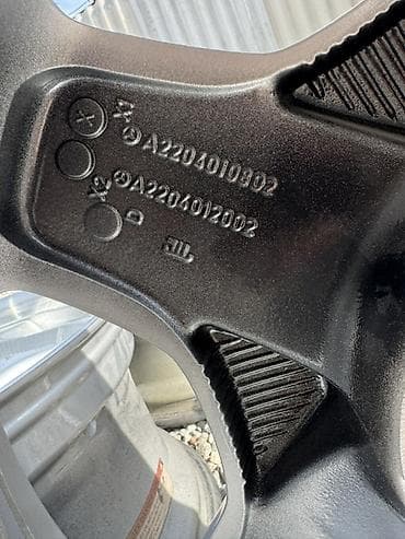 audi a2: Литые Диски R 18 AMG, Комплект, отверстий - 5, Б/у — 5