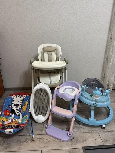 active baby: Набор детских товаров для ухода и развития: - Стульчик для кормления — 1