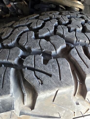 резина на внедорожник: Колеса в сборе 275 / 65 / R 18, Всесезонная, Б/у, Комплект, Внедорожные (АТ/МТ), Литые, отверстий - 6 — 7