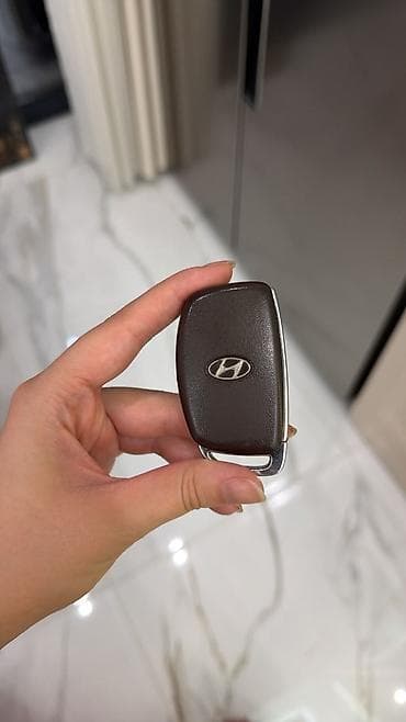 Автозапчасти: Смарт-ключ Hyundai (4 кнопки) - Оригинальный брелок-ключ для — 1