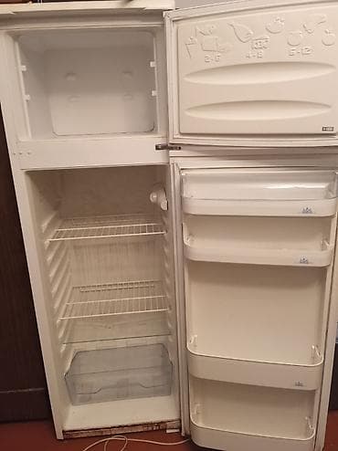 холодилник беко: Холодильник Beko с верхней морозильной камерой. Основные — 2