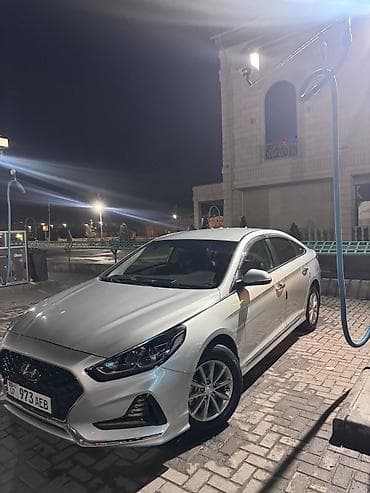 Hyundai Sonata: 2020 г., 2 л, Автомат, Газ, Седан