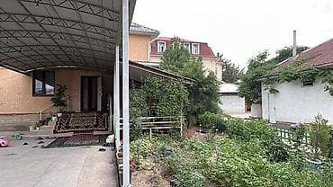 старый дом: 200 м², 4 комнаты, Без животных — 4