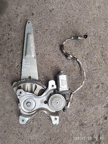 cruser: Toyota Land Cruiser 100 Стеклоподъемник, Тойота Ленд крузер 100 — 1